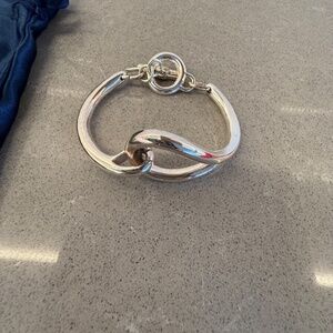 Agatha Paris Interlocking Silver-Tone Bangle Bracelet – Toggle Clasp, 7.5′′ EUC